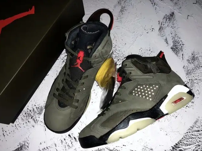 Jordan x Scott Medium CN1084-200 Travis Air 6 Olive 0625